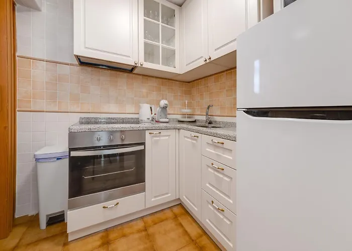 Cb Living - 2 Bedroom Beach Condo, Playa Flamenca