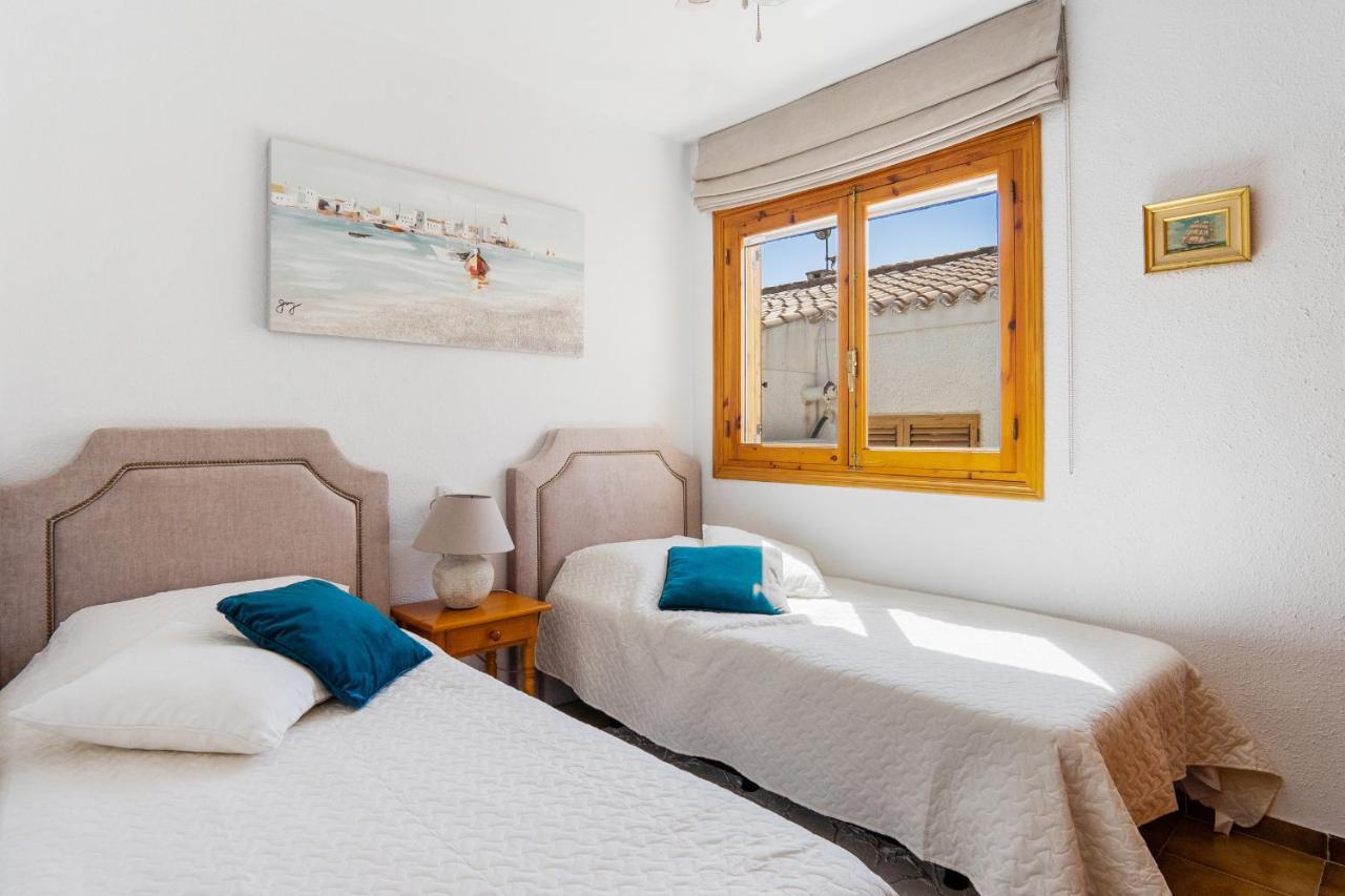 Apartament Cb Living - 2 Bedroom Condo, Playa Flamenca
